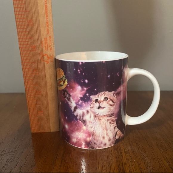 "Cat in Space" design. cat reaching for a cheeseburger in a galaxy - Picture 7 of 8